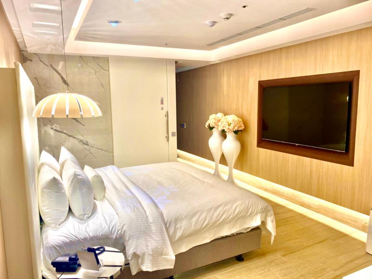 Uya Motel Xinwu Eksteriør bilde